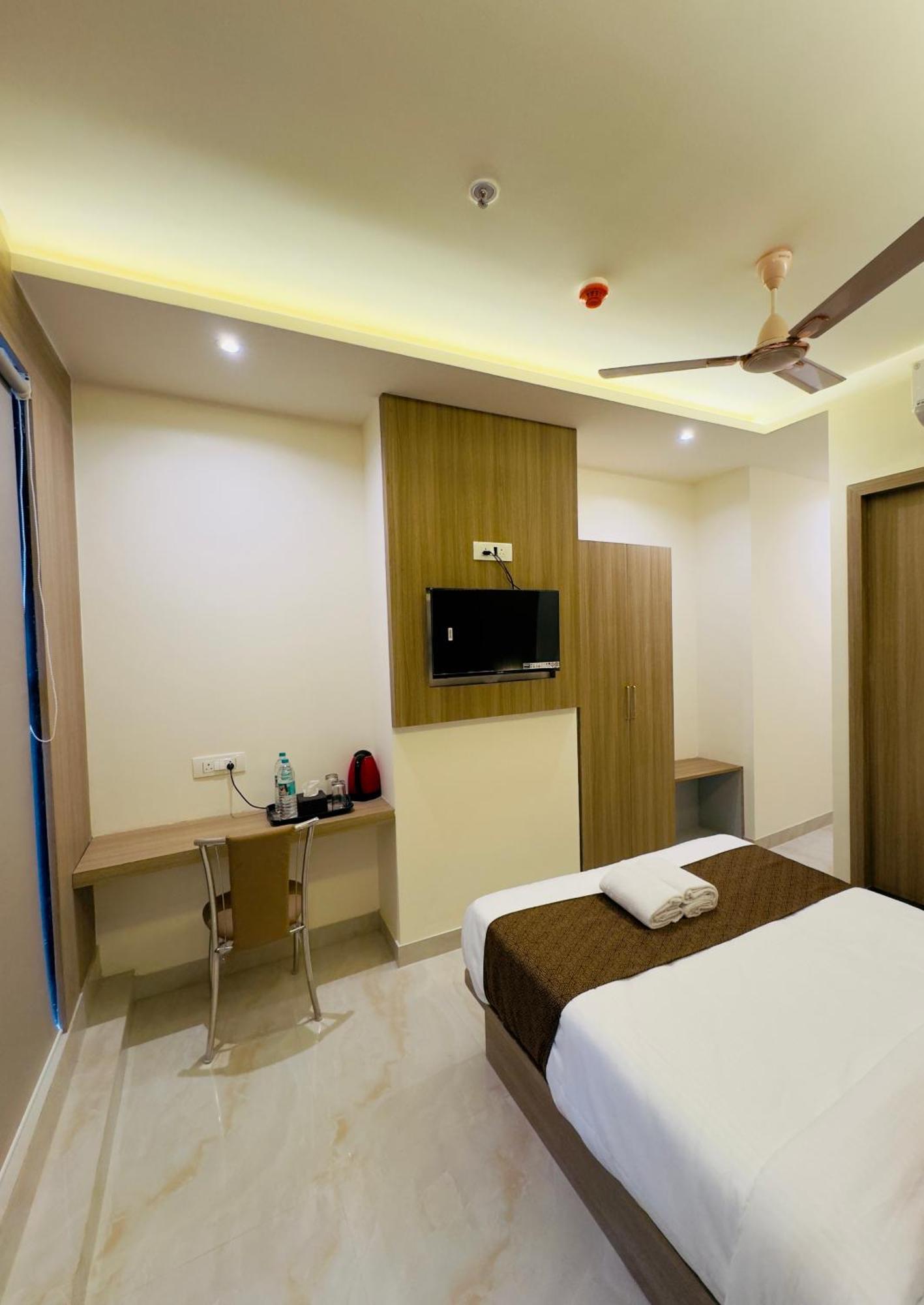 Hotel Bellamont Mumbai Exterior foto