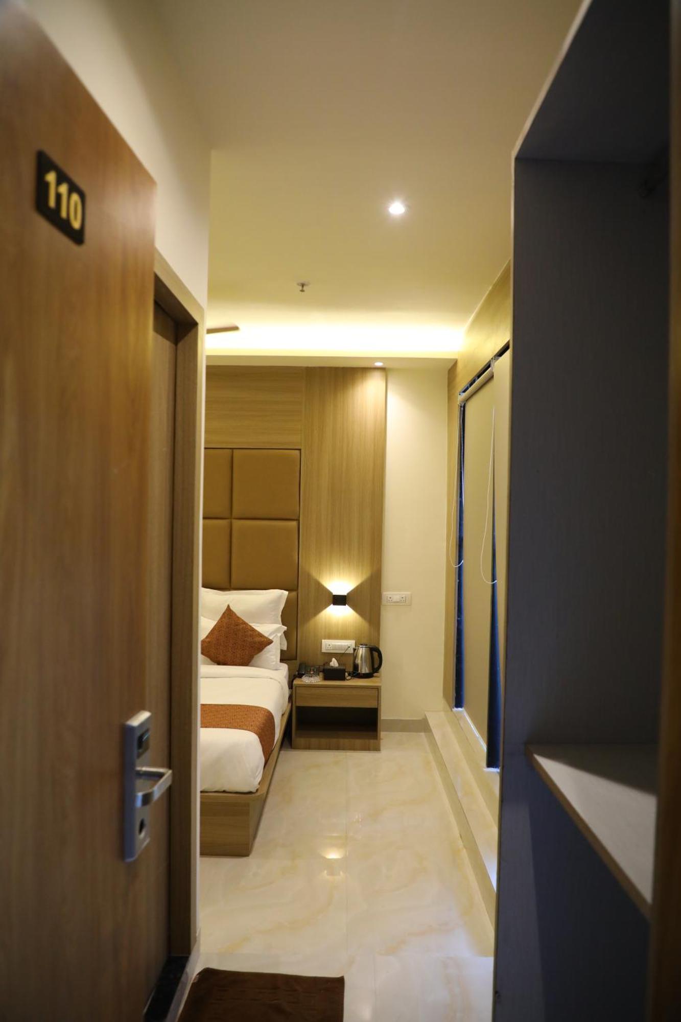 Hotel Bellamont Mumbai Exterior foto